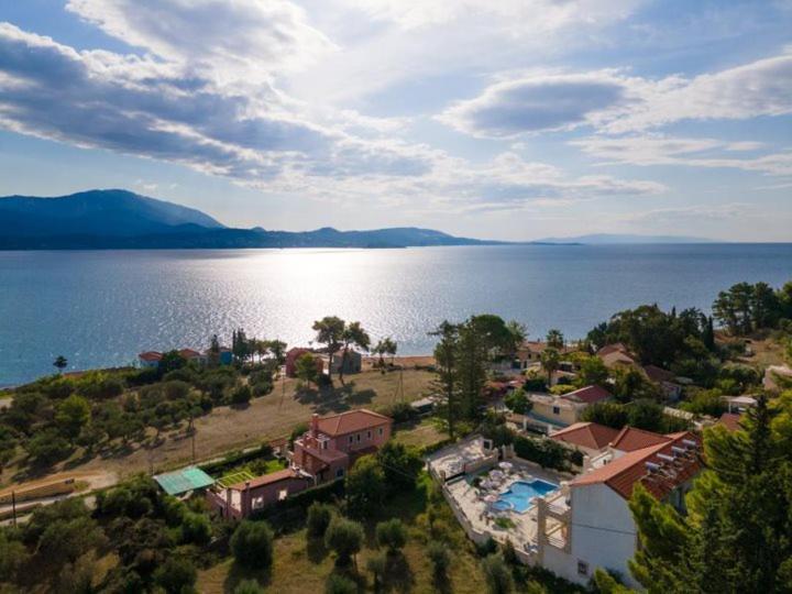 Diwani Luxury Villas Lixouri Zewnętrze zdjęcie